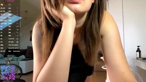 Emily online show from 07-05-26, 04:47