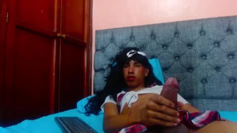 Snapshot of michael_twuis chatting on 12-16-24, 06:32 I AM MICHAEL online show from 12-16-24, 06:32