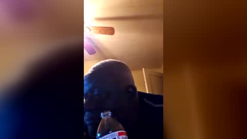 Snapshot of michaelbellamy581967 chatting on 06-23-26, 01:25 michaelbellamy581967 online show from 06-23-26, 01:25
