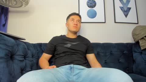 MichaelConnor  online show from 01-10-25, 12:15