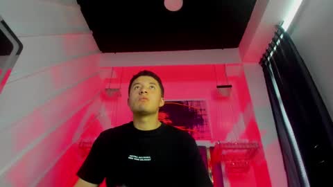 MichaelConnor  online show from 01-31-25, 03:11