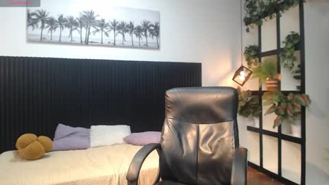 michaelkoiv online show from 12-20-25, 12:34