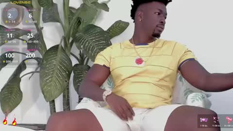 Snapshot of michaell_james chatting on 11-14-25, 02:49 Michaell online show from 11-14-25, 02:49