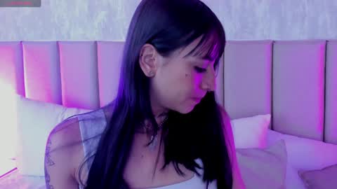 Michael Walkerr online show from 12-12-24, 01:43