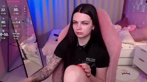 Snapshot of michela_fruet chatting on 07-27-26, 12:28 Kate online show from 07-27-26, 12:28