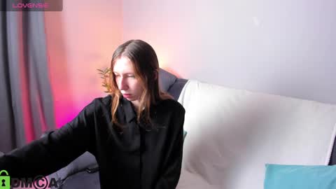 michele_mack online show from 12-17-24, 02:55