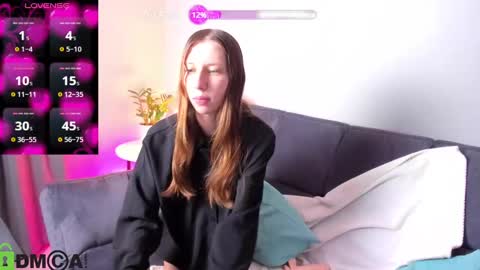 michele_mack online show from 12-17-24, 06:02