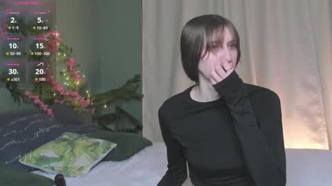 Snapshot of michele_mack chatting on 12-02-25, 02:39 michele_mack online show from 12-02-25, 02:39