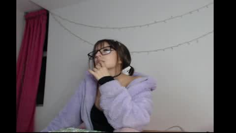 Michell online show from 04-21-26, 03:02