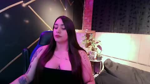 Snapshot of michell_h chatting on 05-13-26, 03:26 Nani online show from 05-13-26, 03:26