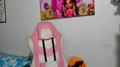 michell_smiths online show from 07-19-26, 05:55