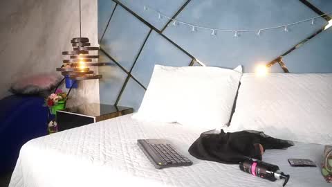 Snapshot of michell_starrr chatting on 05-19-26, 03:13 michell_starrr online show from 05-19-26, 03:13