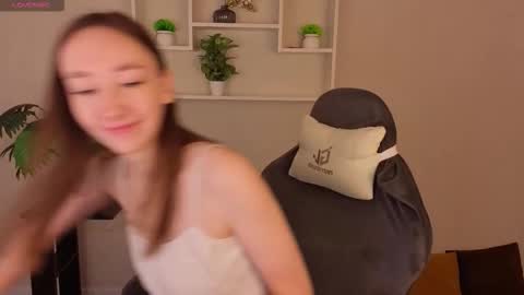 Michelle online show from 03-08-26, 01:14