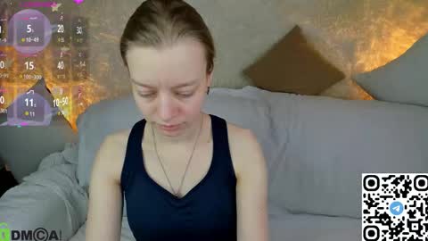 Snapshot of michelle_blond chatting on 12-14-25, 09:14 michelle_blond online show from 12-14-25, 09:14