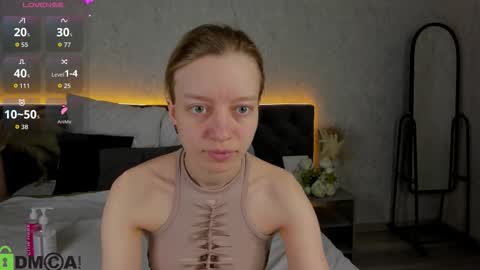 michelle_blond online show from 02-06-26, 09:01