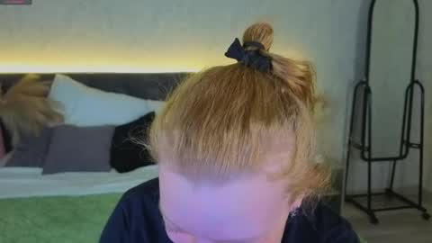 michelle_blond online show from 04-05-26, 09:39