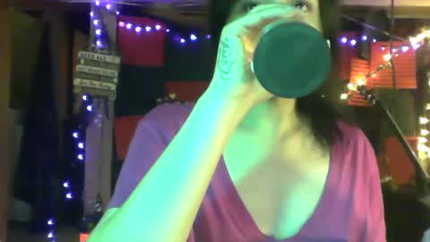 Snapshot of michelle_flowers chatting on 09-22-25, 02:57 michelle_flowers online show from 09-22-25, 02:57