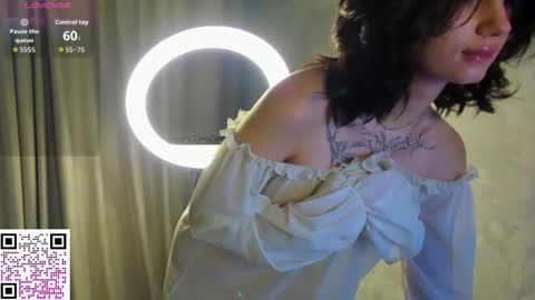 ichelle online show from 10-29-25, 01:41