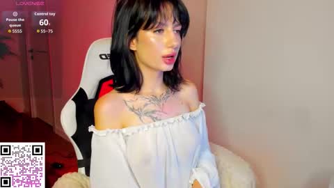 ichelle online show from 11-07-25, 09:53