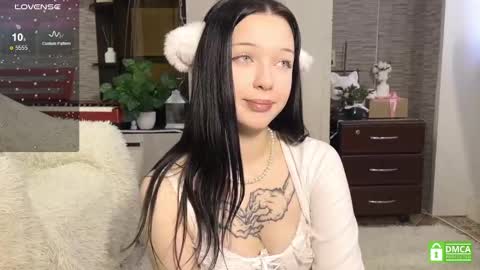 Snapshot of michelle_roze chatting on 03-02-25, 09:53 Michelle online show from 03-02-25, 09:53