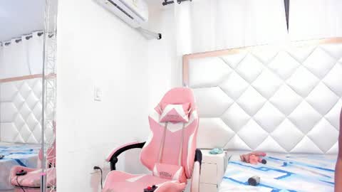 michelleblair1 online show from 06-09-26, 12:50
