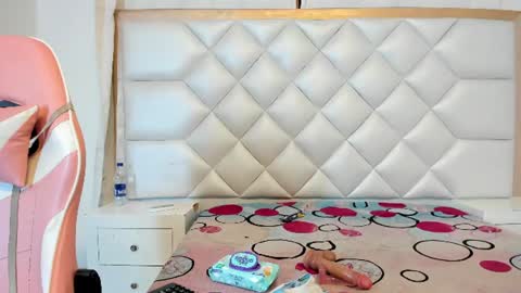 Snapshot of michelleblair1 chatting on 07-24-26, 01:42 michelleblair1 online show from 07-24-26, 01:42