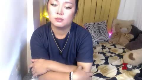 Michelle online show from 04-28-26, 08:19