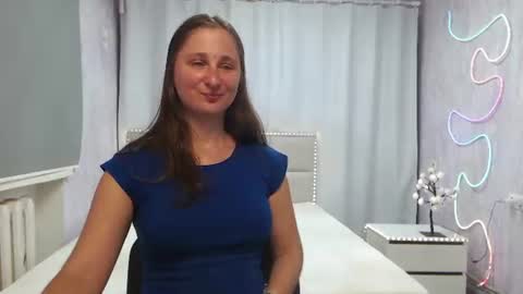 Snapshot of michellee11 chatting on 07-06-26, 12:57 Michel online show from 07-06-26, 12:57