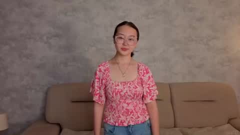 Mio  online show from 07-08-26, 03:49