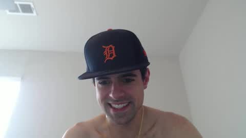 Snapshot of michmark23 chatting on 04-19-26, 06:10 michmark23 online show from 04-19-26, 06:10