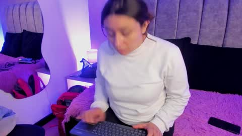 michonne_09 online show from 03-27-26, 09:03