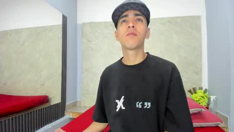 mick_lollipopp online show from 04-22-26, 07:48