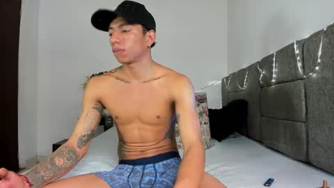 Snapshot of mickey_beasley1 chatting on 01-17-26, 12:04 mickey_beasley1 online show from 01-17-26, 12:04