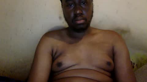 Snapshot of mickkzzx chatting on 12-02-24, 05:15 mickkzzx online show from 12-02-24, 05:15