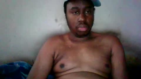 Snapshot of mickkzzx chatting on 02-15-25, 01:27 mickkzzx online show from 02-15-25, 01:27