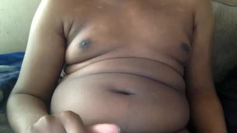 Snapshot of mickkzzx chatting on 02-27-25, 02:32 mickkzzx online show from 02-27-25, 02:32