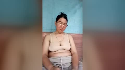 Miky online show from 06-17-26, 04:04