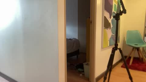 Aaron online show from 04-07-26, 09:59