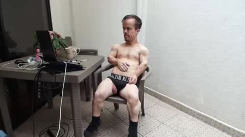 Aaron online show from 04-26-26, 07:22