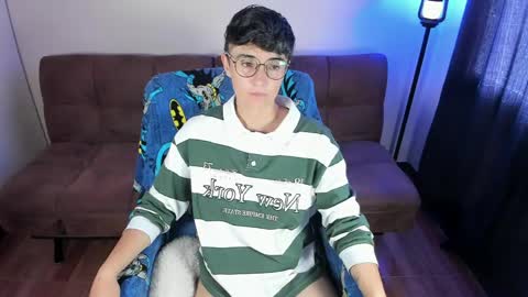 Blue online show from 06-01-26, 03:36