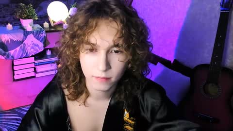 Max online show from 01-11-25, 03:09