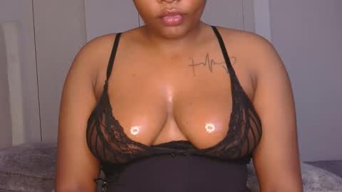 Kelly online show from 04-25-26, 09:34