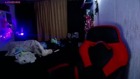 Pola  INDEPENDENT MODEL online show from 05-27-26, 04:09