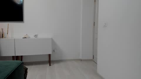 Snapshot of midnightduoxx chatting on 01-06-26, 06:55 MidnightDuoxx online show from 01-06-26, 06:55