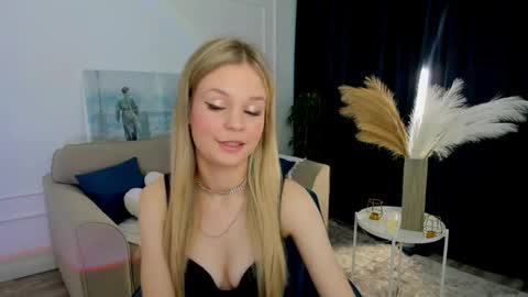 midnighteaura online show from 06-04-26, 11:27