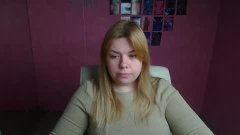 Mariana online show from 04-25-26, 05:32