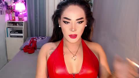 Snapshot of midnightraven27 chatting on 01-04-25, 05:05  Dont forget to follow online show from 01-04-25, 05:05