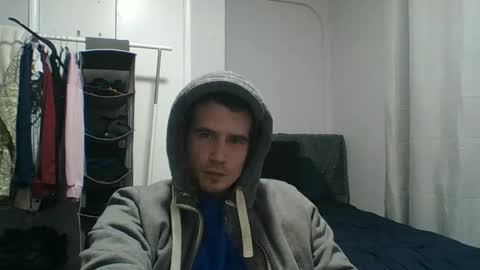 Snapshot of midnightsattire chatting on 05-08-26, 04:34 midnightsattire online show from 05-08-26, 04:34