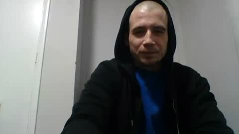 Snapshot of midnightsattire chatting on 05-11-26, 01:44 midnightsattire online show from 05-11-26, 01:44