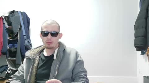 Snapshot of midnightsattire chatting on 05-12-26, 07:11 midnightsattire online show from 05-12-26, 07:11